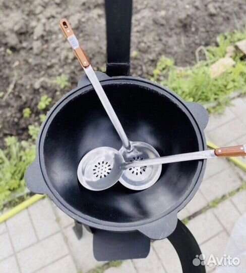 Казан новый на подарок