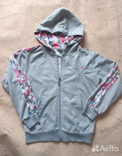 Спортивный костюм adidas для девочки 140