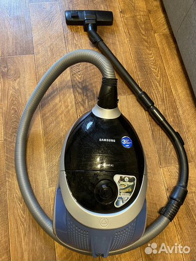 Пылесос Samsung Canister Vacuum Cleaner 