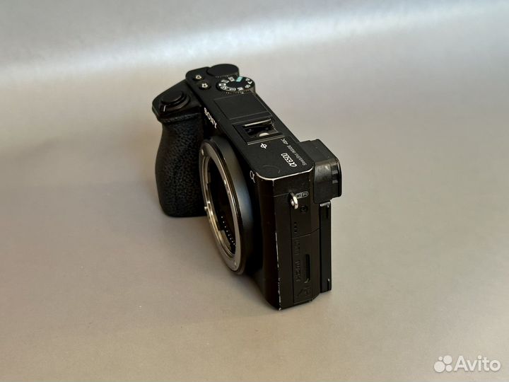 Sony a6500 + sony 18-105 f4 G + sigma 16 f1.4