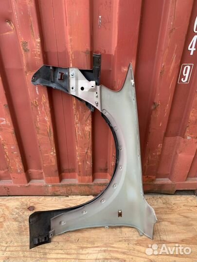 Переднее правое крыло Вольво хс70 Volvo XC70