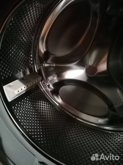 Стиральная машина Hotpoint-Ariston