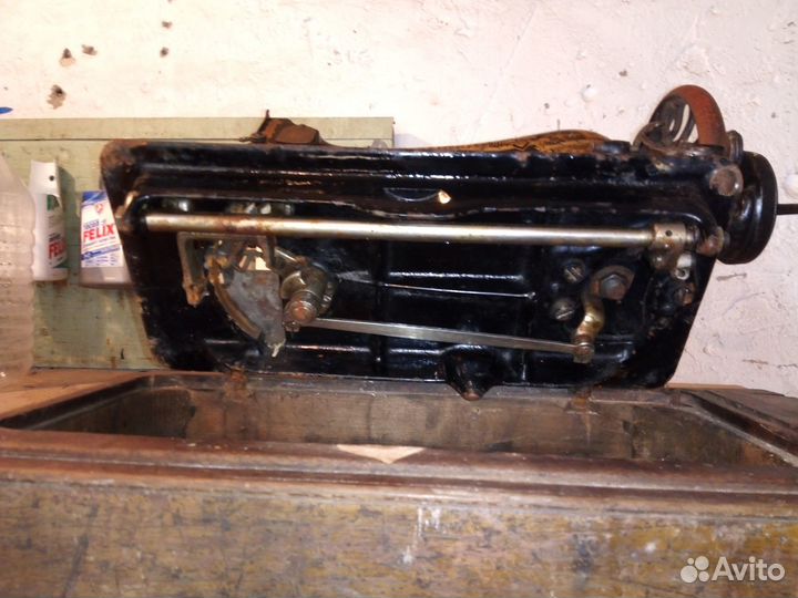 Швейная машинка зингер ручная