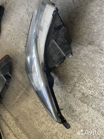 Фара левая Chevrolet Cruze