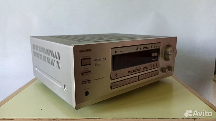 AV Ресивер Onkyo TX-DS575