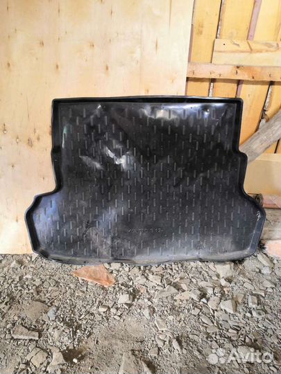 Ковкик в богажник киа Рио