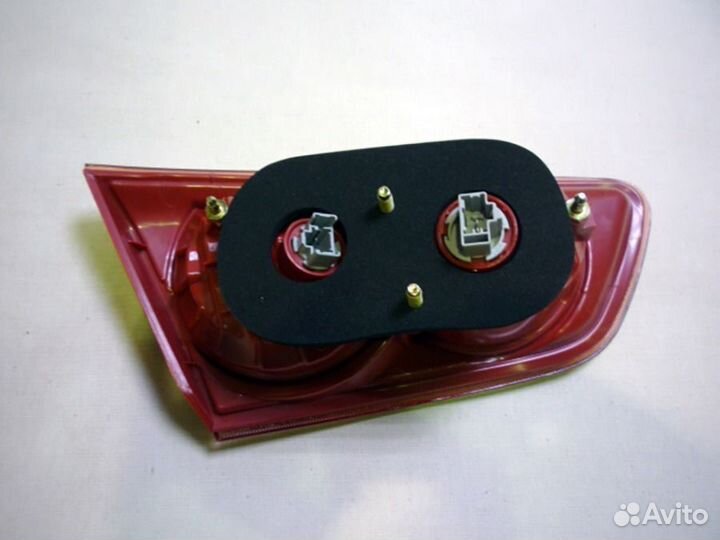 Фонарь задний правый внутрен Митсубиси Лансер 10 х