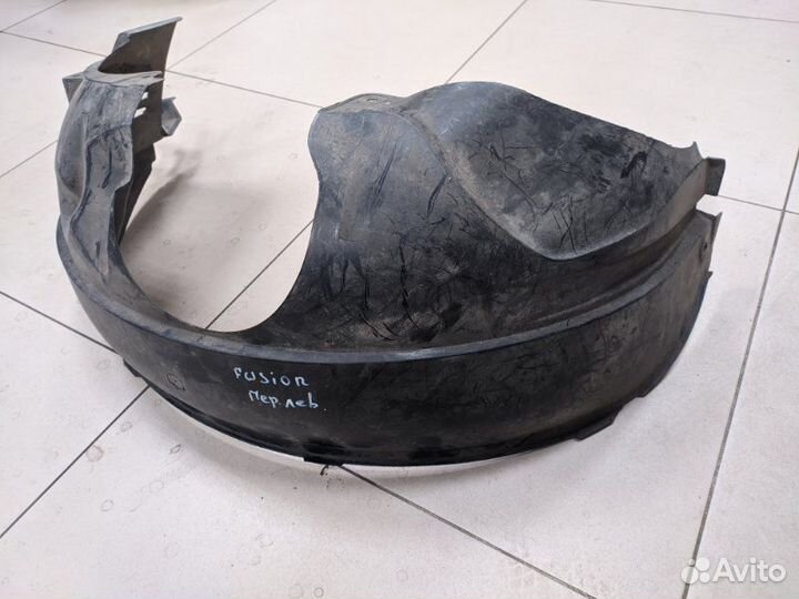 Подкрылок передний левый Ford Fusion