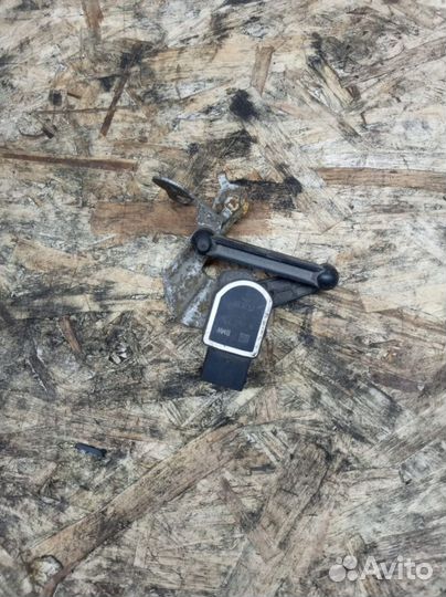 Датчик дорожного просвета BMW x5, e70