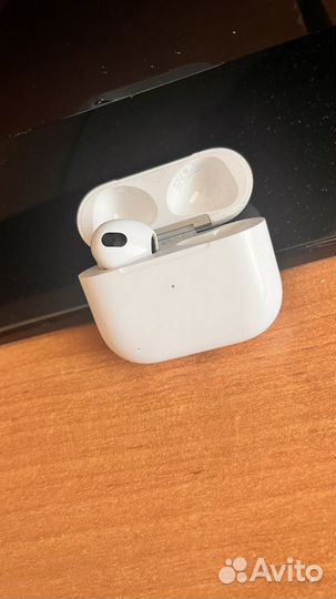 Беспроводные наушники apple airpods 3