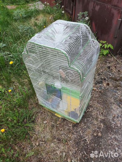 Большая клетка для птиц
