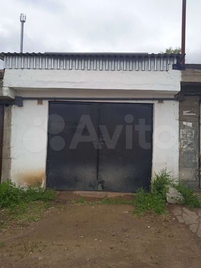 Гараж, > 30 м²