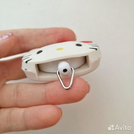 Брелок Hello Kitty с вытягивающимся кольцом