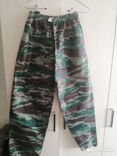 Влагонепроницаемый костюм