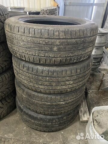 Kumho 722 225/55 R18 98V