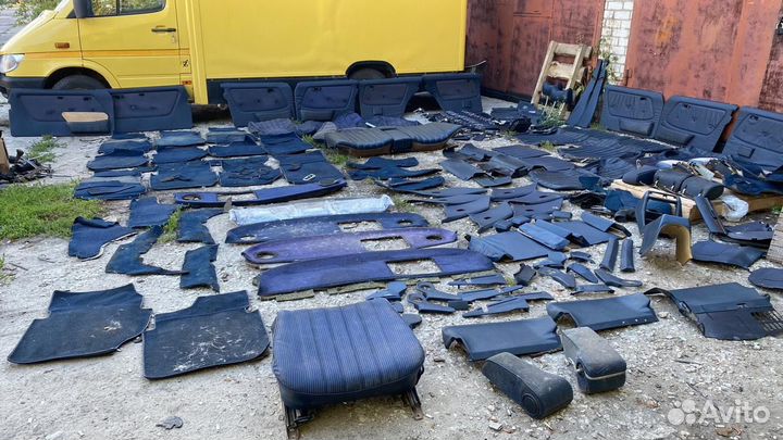 Салон на Mercedes w 123