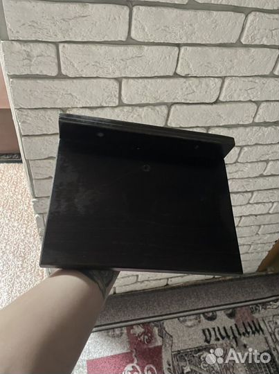 Полочка настенная