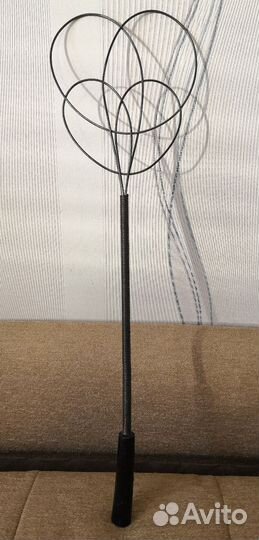 Пылевыбивалка / хлопушка / выбивалка для ковров