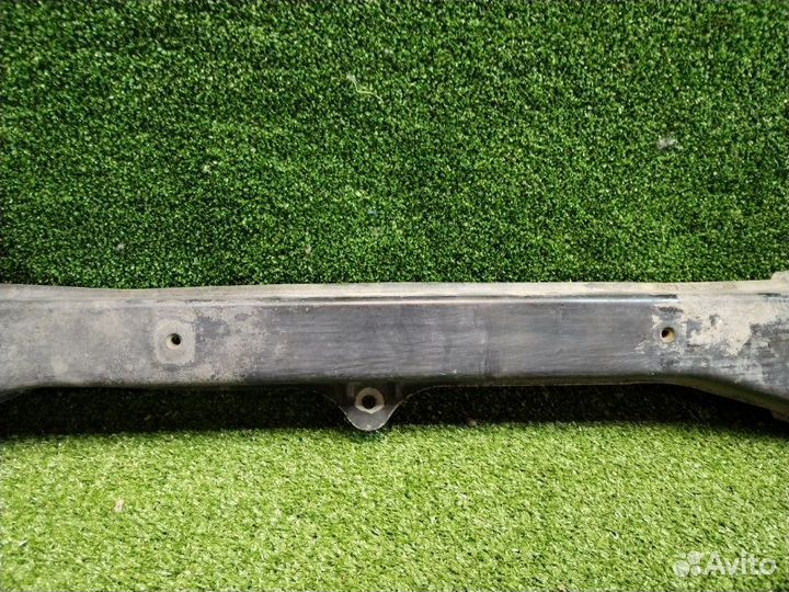 Балка подрадиаторная Ford Focus 2 седан 1.8 2006