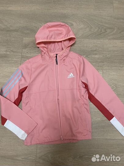 Новая ветровка adidas (original) девочка 140