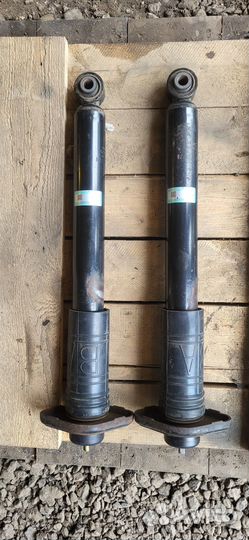 Амортизатор задний Infiniti Fx37