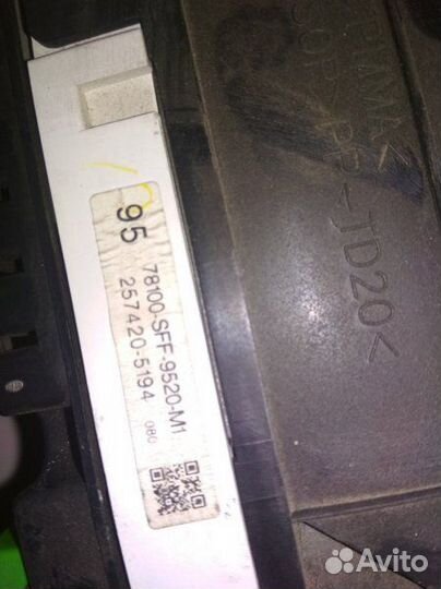 Щиток приборов Honda Odyssey RB2 K24A 2005