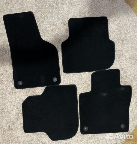 Автомобильные коврики ворсовые