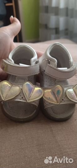 Босоножки для девочки