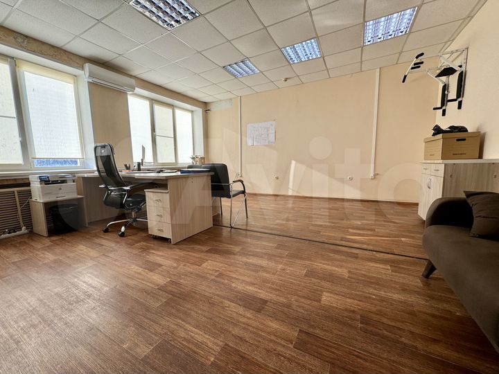 Офис, 32 м² на ул. Буровая