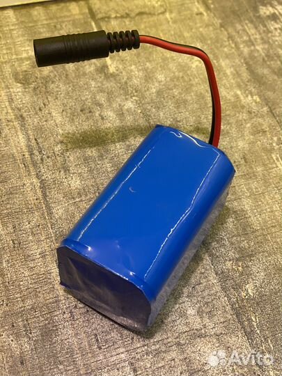 Аккумулятор для прикормочного кораблика