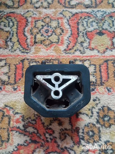 Опора двигателя Ланос