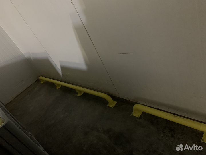 Отбойник парковочный