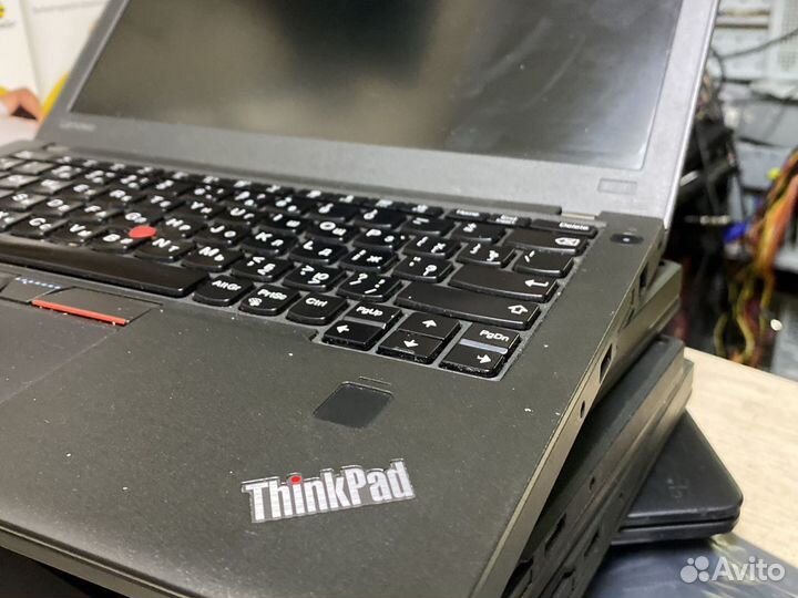 Lenovo thinkpad x270 новогодний