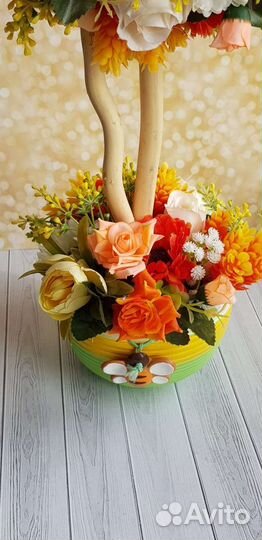 Топиарий деревце счастья из цветов из