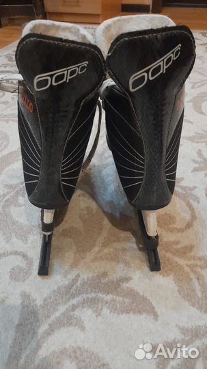 Коньки хоккейные 42 размер