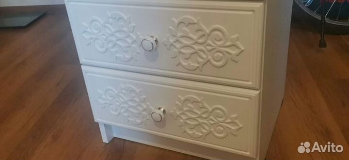 Тумба прикроватная белая Кики