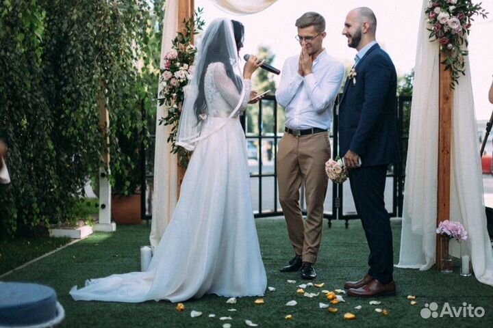 Ведущий на свадьбу