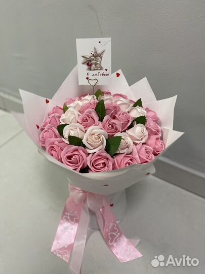 Букет из 31 розы в наличии