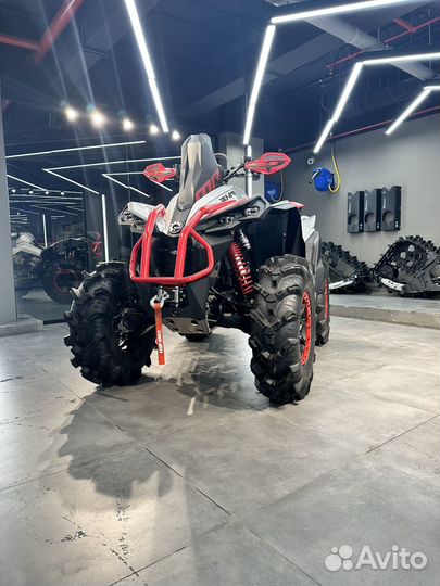 Renegade X MR 1000R