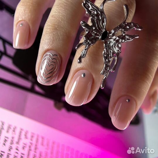 Модель на маникюр бесплатно