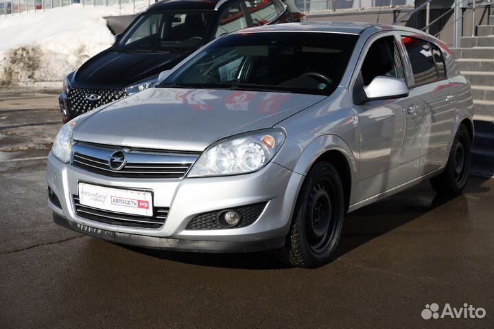 Opel Astra 1.6 МТ, 2010, 175 200 км