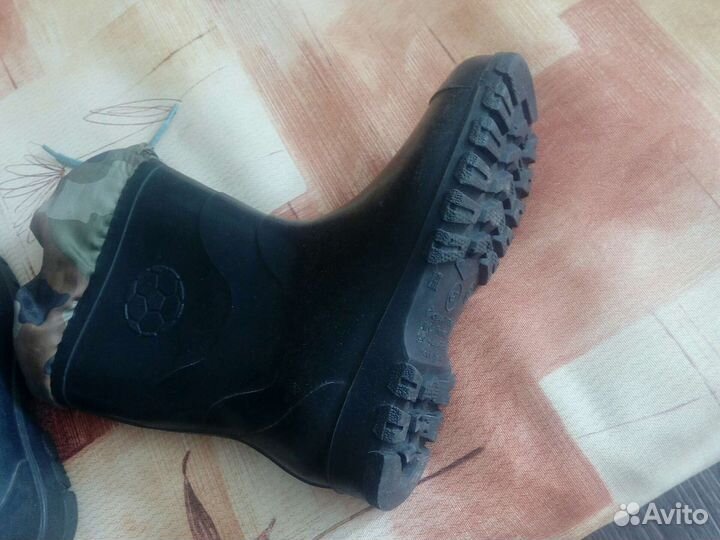 Резиновые сапоги размер32