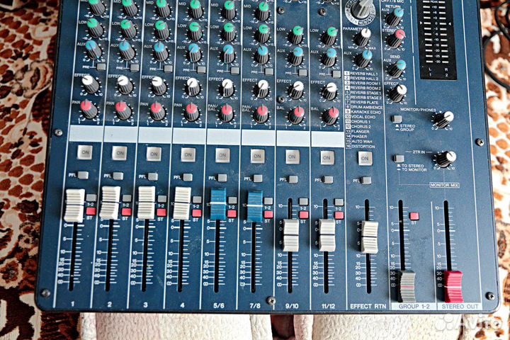 Микшерный пульт yamaha MG124 CX