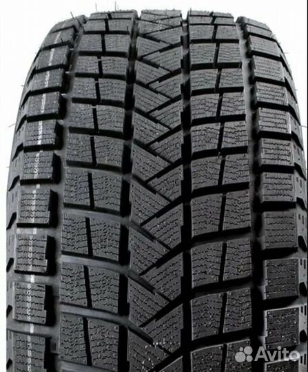 Tourador Winter Pro TSS1 235/55 R18 100T