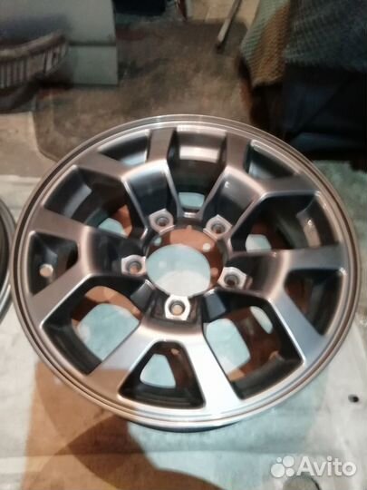 Диски suzuki jimny R15 оригинал