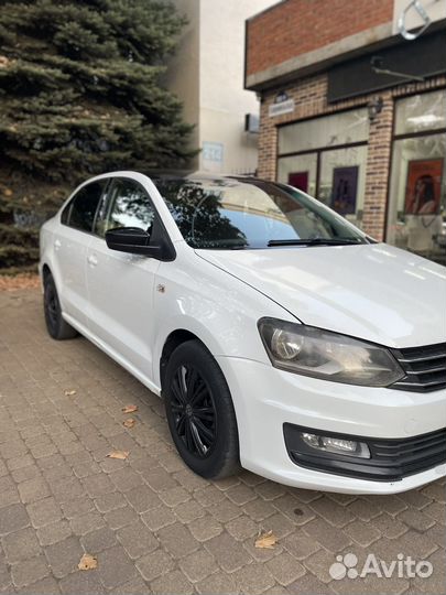 Volkswagen Polo 1.6 AT, 2017, 200 000 км