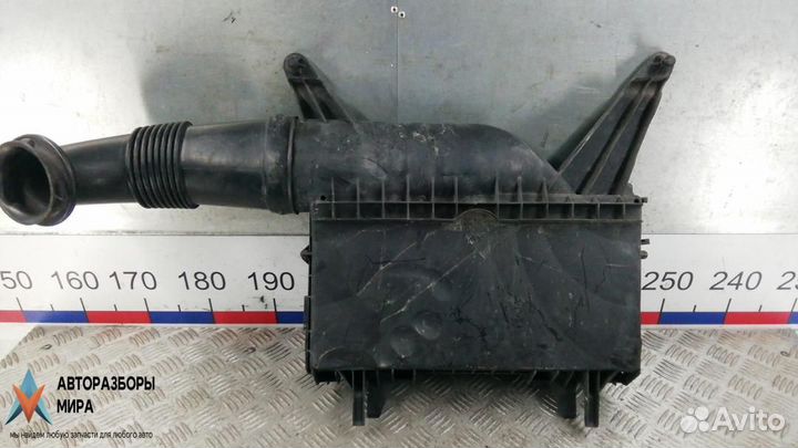 Корпус воздушного фильтра Mercedes-Benz Vito