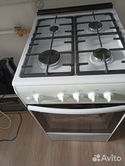 Газовая плита новая Дарина