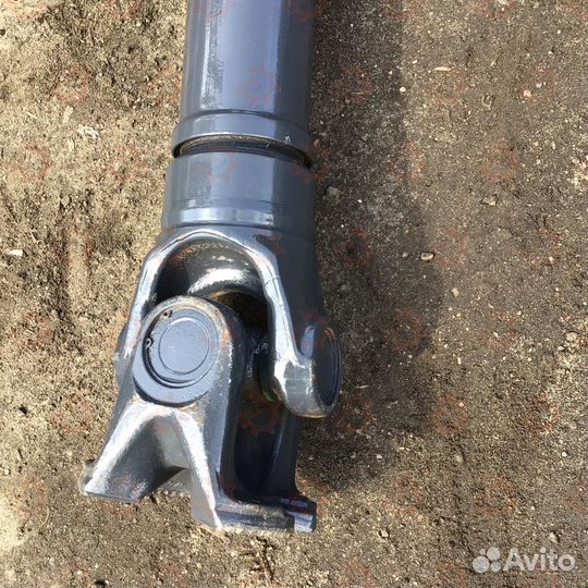 Карданный вал 684мм Volvo
