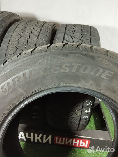 Bridgestone Blizzak DM-V2 285/60 R18